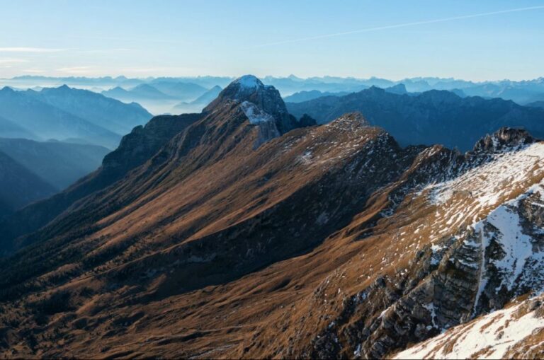 ales-krivec-EIIcp204VpE-unsplash-scaled-e1646908788499-1024x678
